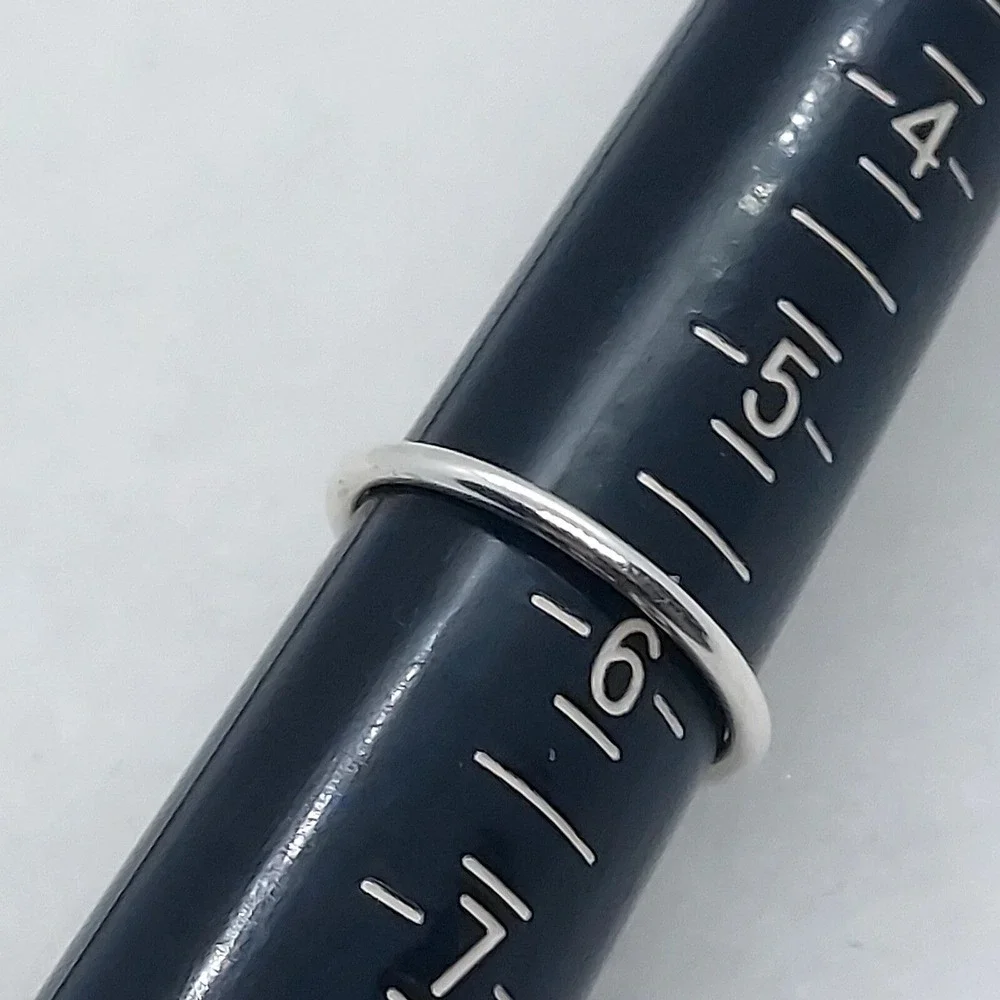 Ring Sterling Silver‎  amethyst minimalist size 5.75